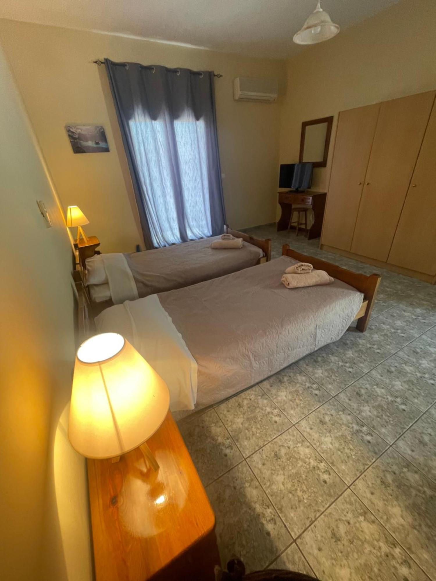 Maria Anastasia Studios Trapezaki  Ngoại thất bức ảnh