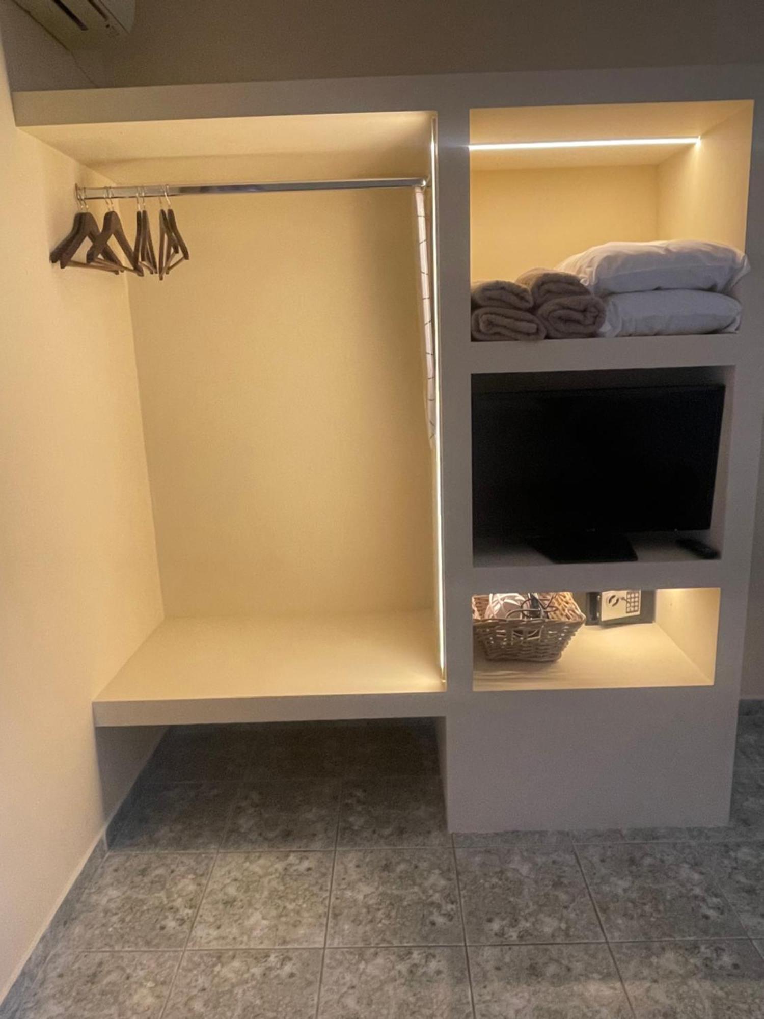 Maria Anastasia Studios Trapezaki  Ngoại thất bức ảnh